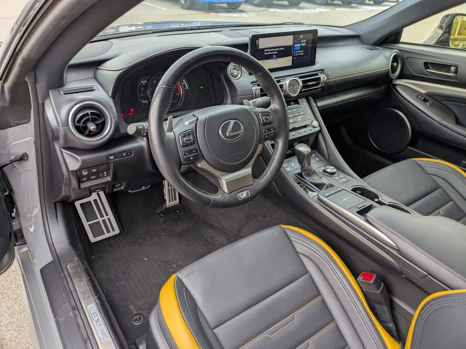 2023 Lexus RC - Image 14 of 21
