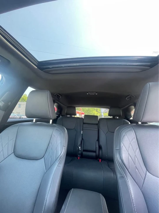 2023 Lexus RX 5th Gen - Image 8 of 8