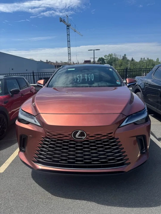 2023 Lexus RX 5th Gen - Image 2 of 6