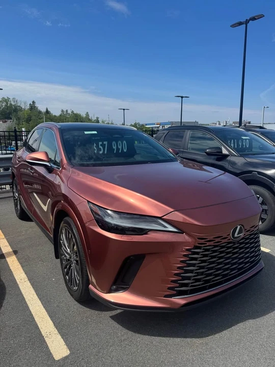 2023 Lexus RX 5th Gen - Image 3 of 6