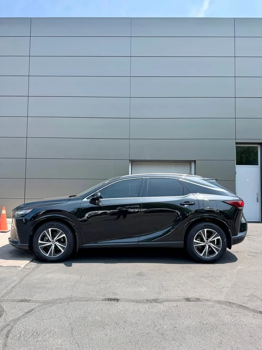 2023 Lexus RX 5th Gen - Image 3 of 4
