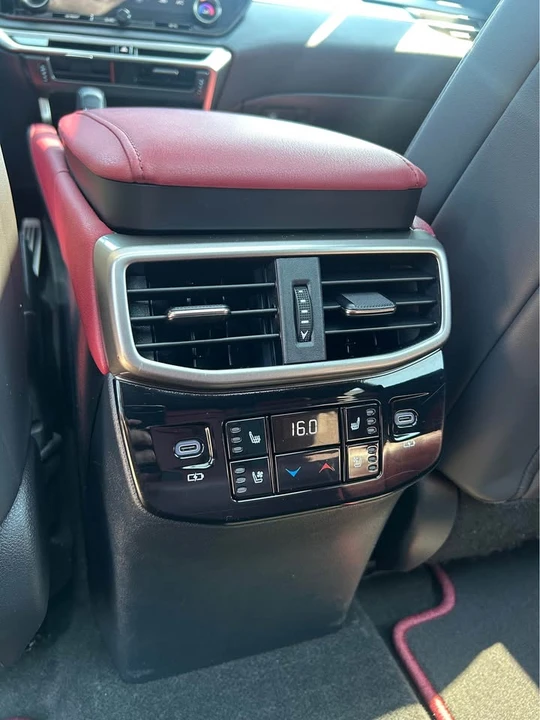 2023 Lexus RX 5th Gen - Image 7 of 14