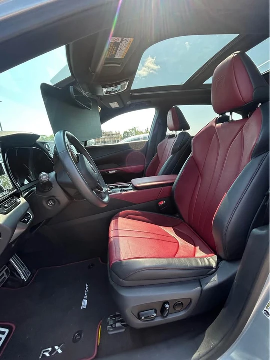 2023 Lexus RX 5th Gen - Image 8 of 14