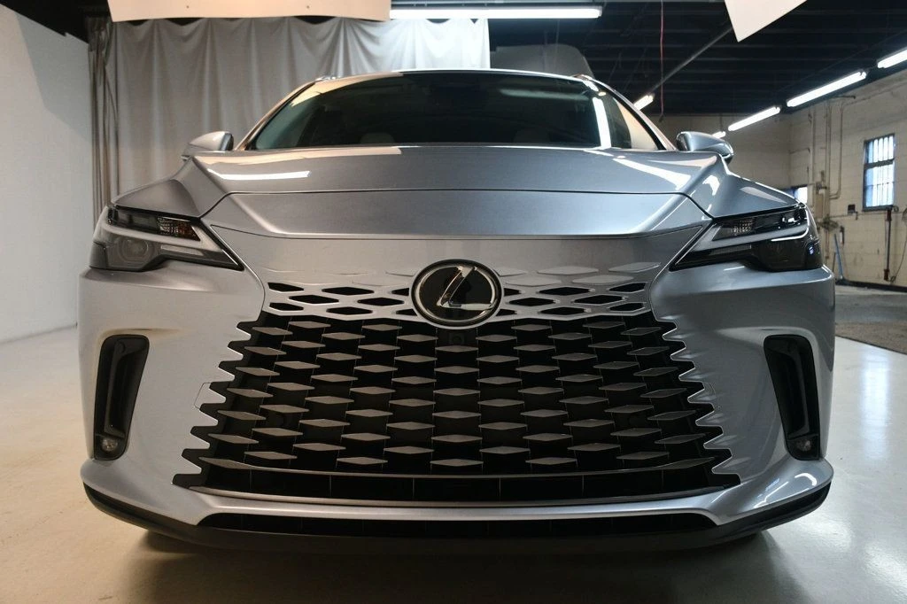 2023 Lexus RX 5th Gen - Image 12 of 12