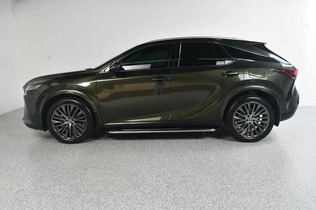2023 Lexus RX 5th Gen - Image 3 of 12