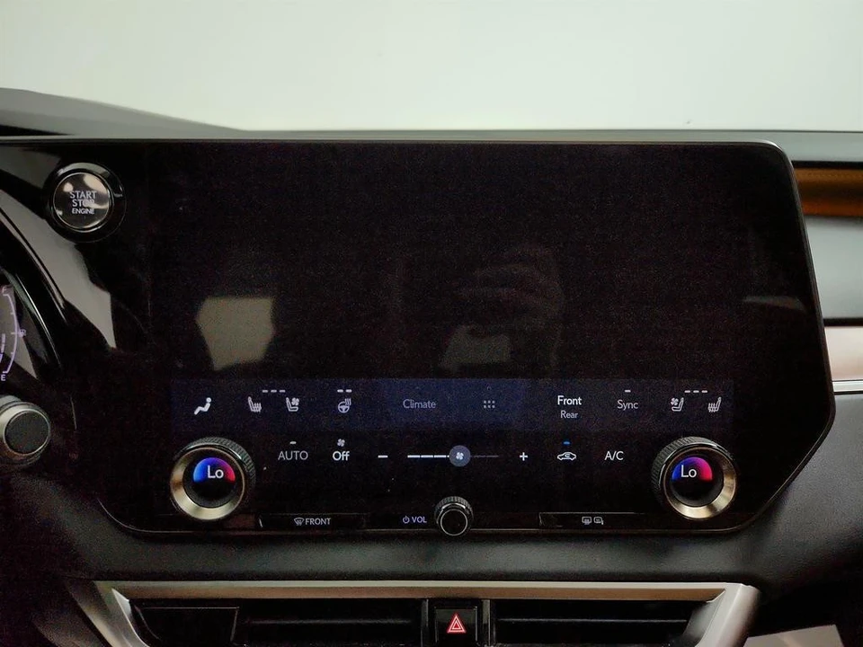 2023 Lexus RX 5th Gen - Image 20 of 21