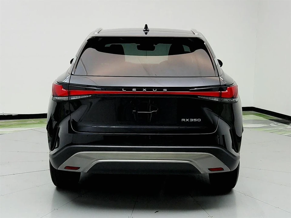 2023 Lexus RX 5th Gen - Image 6 of 21