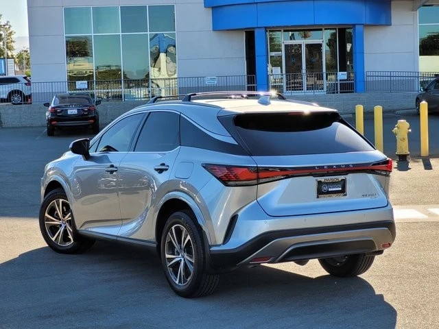 2023 Lexus RX 5th Gen - Image 7 of 12