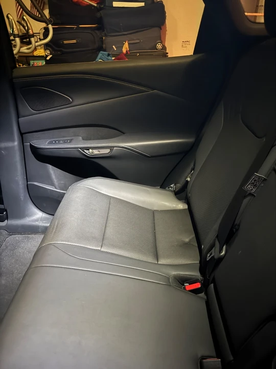 2023 Lexus RX 5th Gen - Image 6 of 18