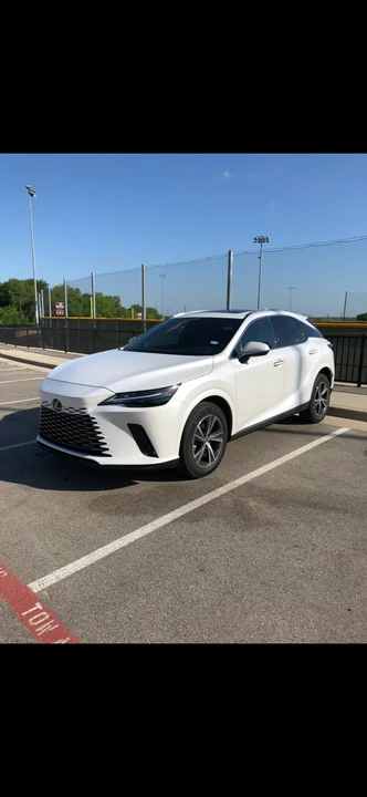 2023 Lexus RX 5th Gen - Image 2 of 18