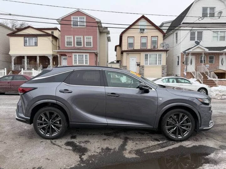 2023 Lexus RX 5th Gen - Image 7 of 17