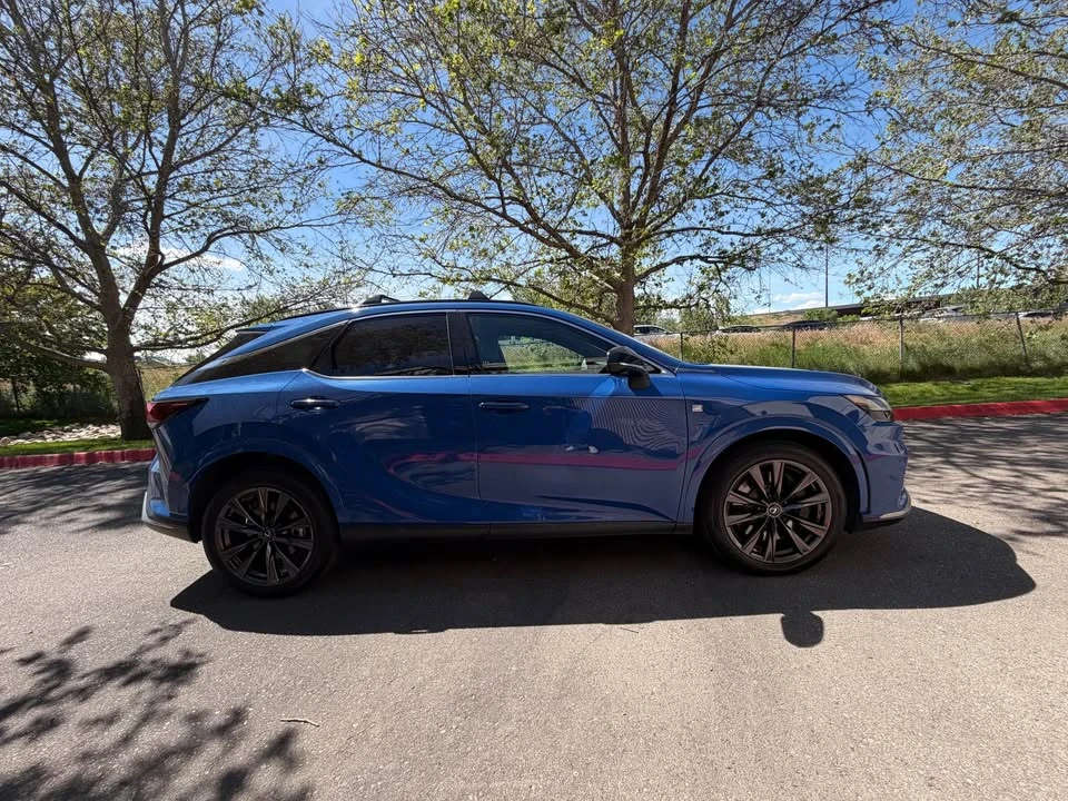 2023 Lexus RX 5th Gen - Image 4 of 21