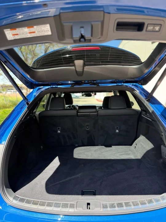 2023 Lexus RX 5th Gen - Image 6 of 21