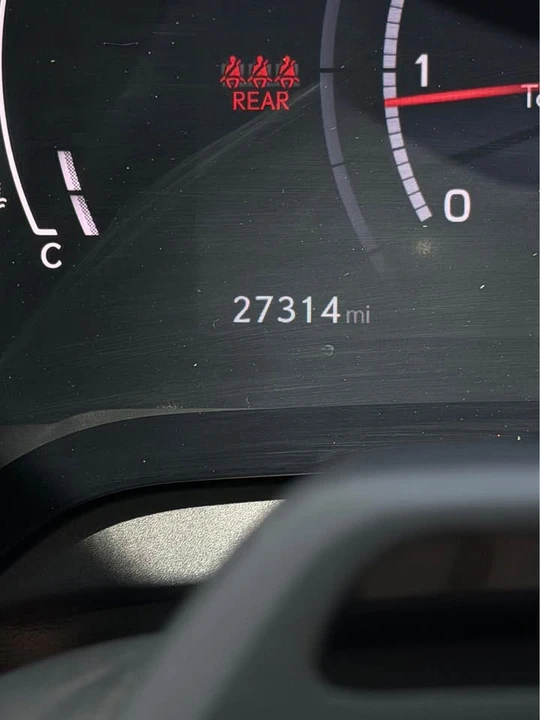 2023 Lexus RX 5th Gen - Image 15 of 21