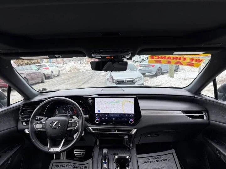 2023 Lexus RX 5th Gen - Image 12 of 16