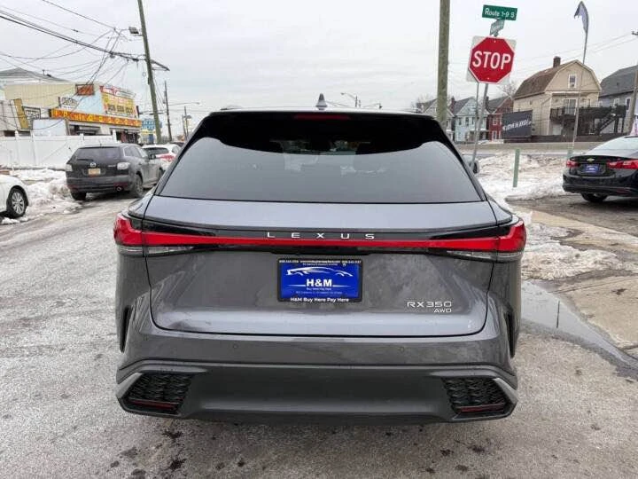 2023 Lexus RX 5th Gen - Image 5 of 16