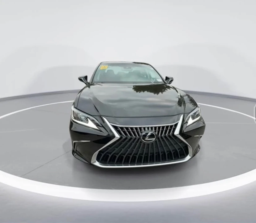 2023 Lexus RX 5th Gen - Image 3 of 17