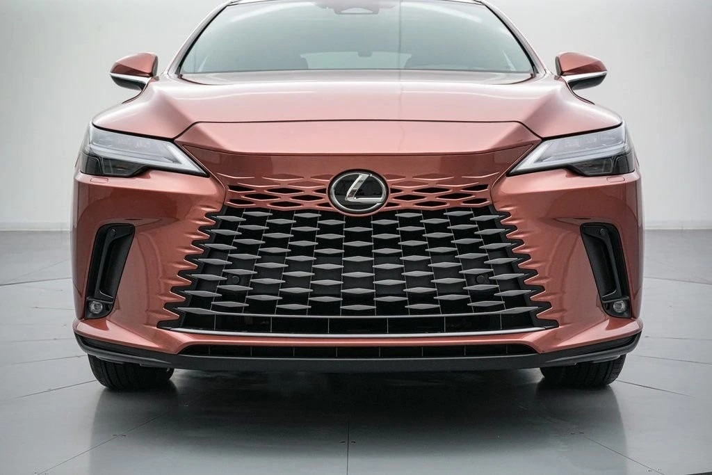 2023 Lexus RX 5th Gen - Image 12 of 21