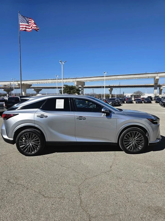2023 Lexus RX 5th Gen - Image 3 of 13