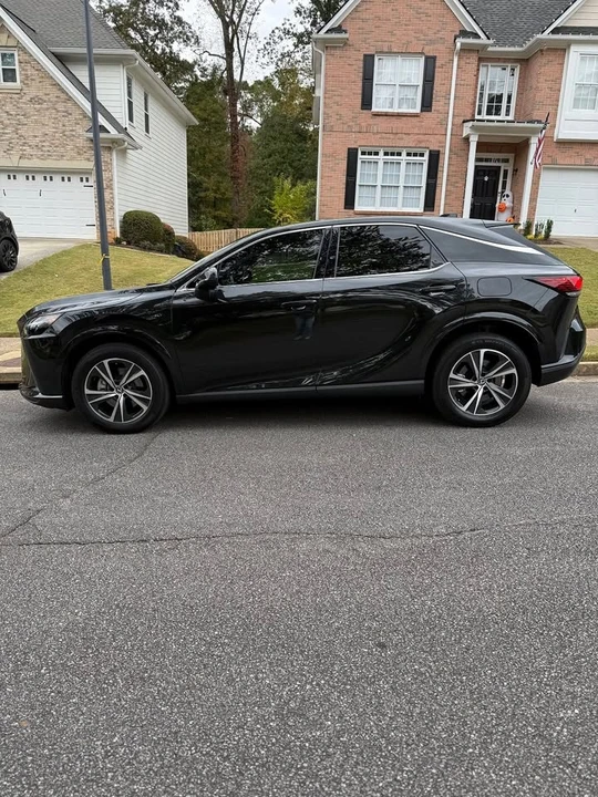 2023 Lexus RX 5th Gen - Image 2 of 8