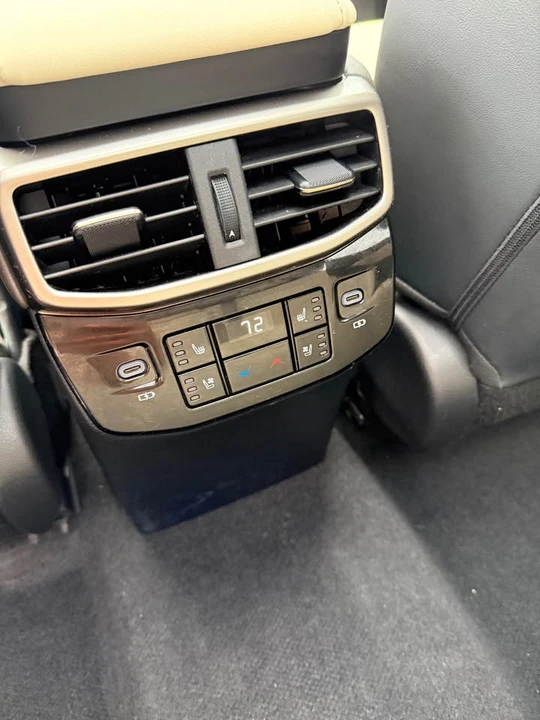 2023 Lexus RX 5th Gen - Image 14 of 14