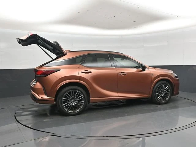 2023 Lexus RX 5th Gen - Image 3 of 20