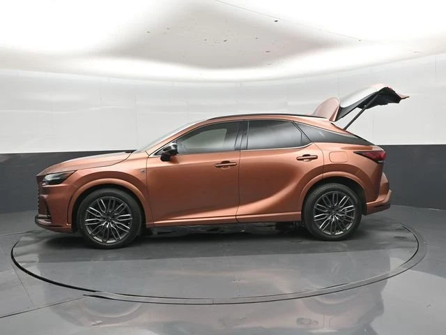 2023 Lexus RX 5th Gen - Image 7 of 20