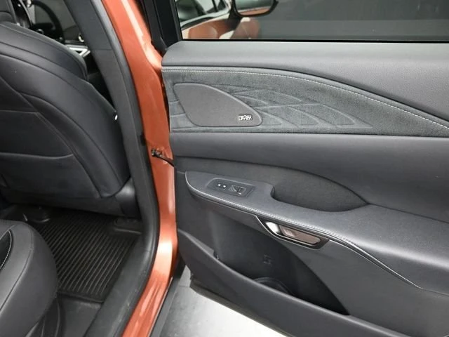 2023 Lexus RX 5th Gen - Image 20 of 20