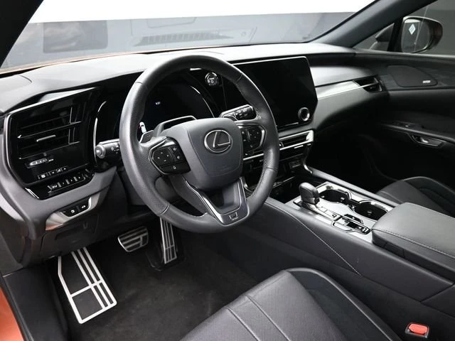 2023 Lexus RX 5th Gen - Image 12 of 20