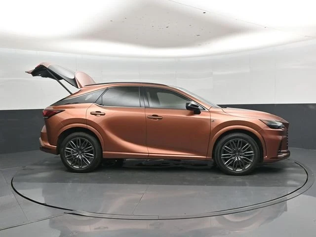 2023 Lexus RX 5th Gen - Image 2 of 20