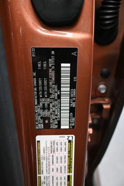 2023 Lexus RX 5th Gen - Image 15 of 20