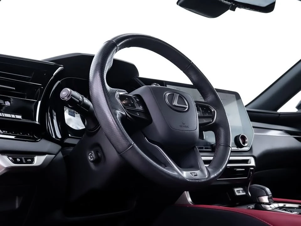 2023 Lexus RX 5th Gen - Image 9 of 20