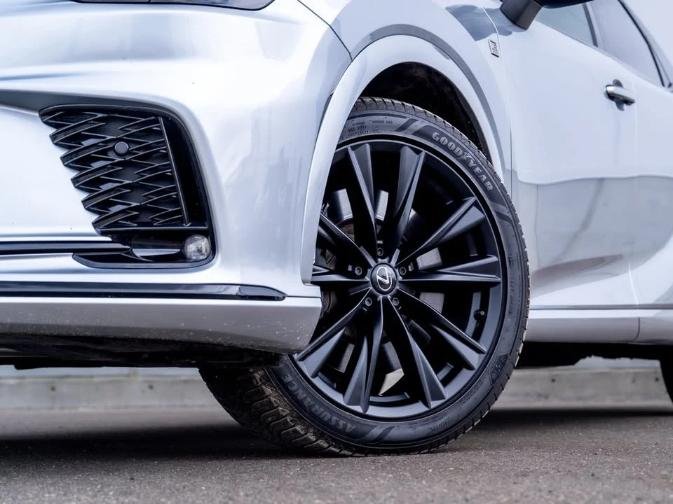 2023 Lexus RX 5th Gen - Image 2 of 20