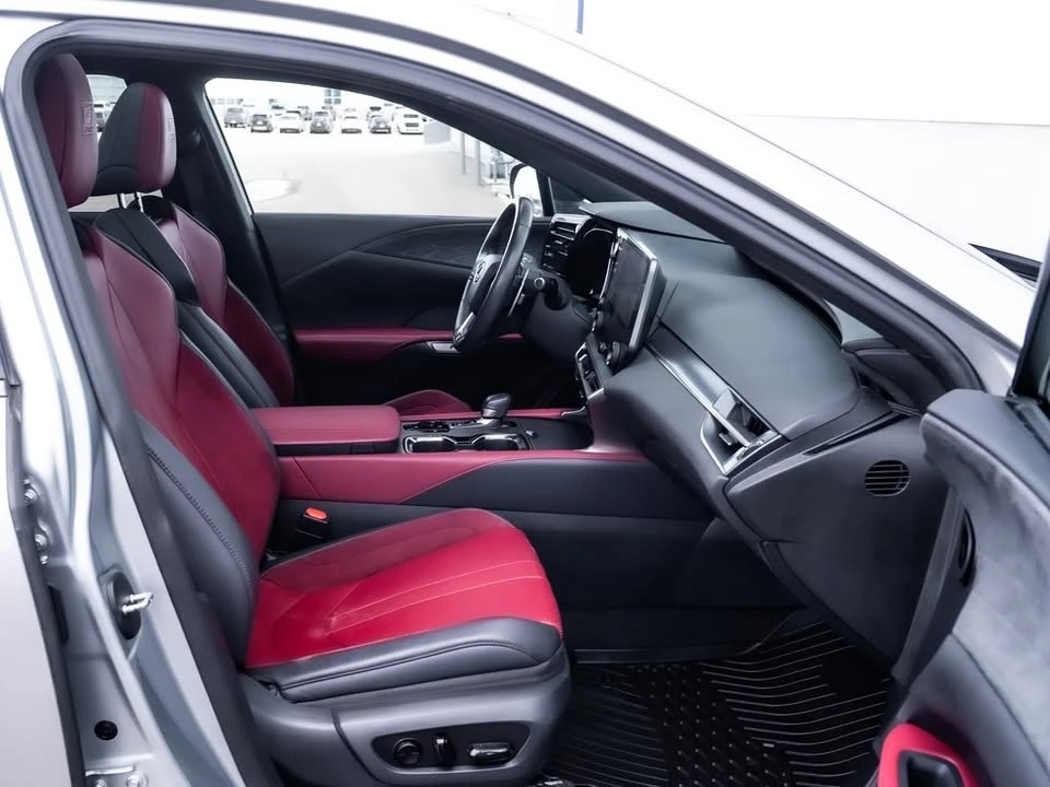 2023 Lexus RX 5th Gen - Image 19 of 20