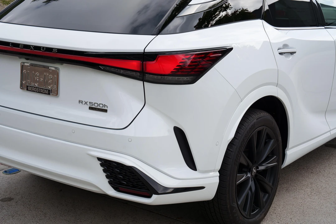 2023 Lexus RX 5th Gen - Image 24 of 31