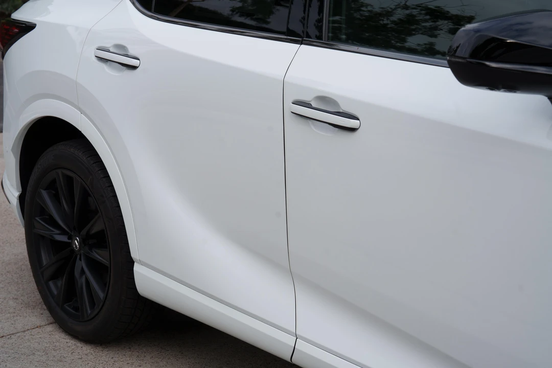 2023 Lexus RX 5th Gen - Image 26 of 31