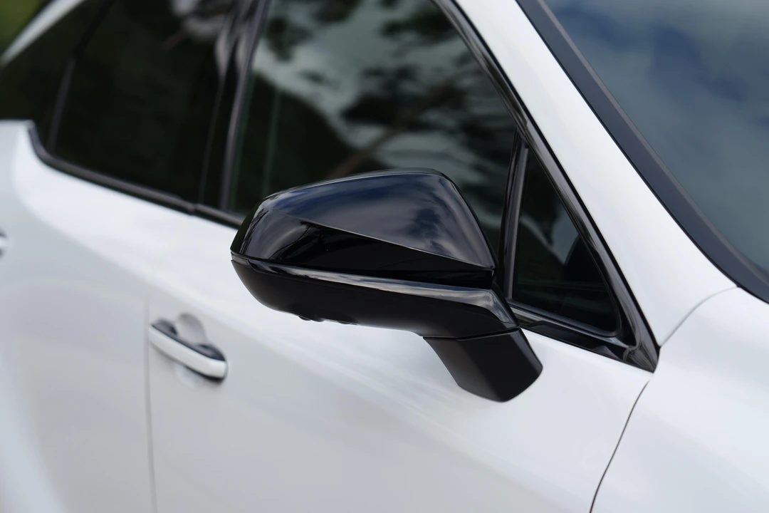 2023 Lexus RX 5th Gen - Image 27 of 31