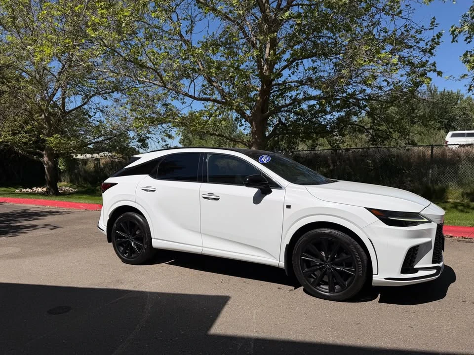2023 Lexus RX 5th Gen - Image 3 of 20