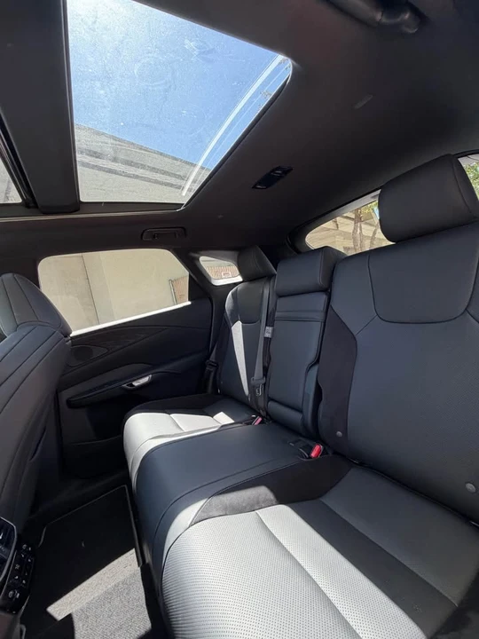 2023 Lexus RX 5th Gen - Image 8 of 20