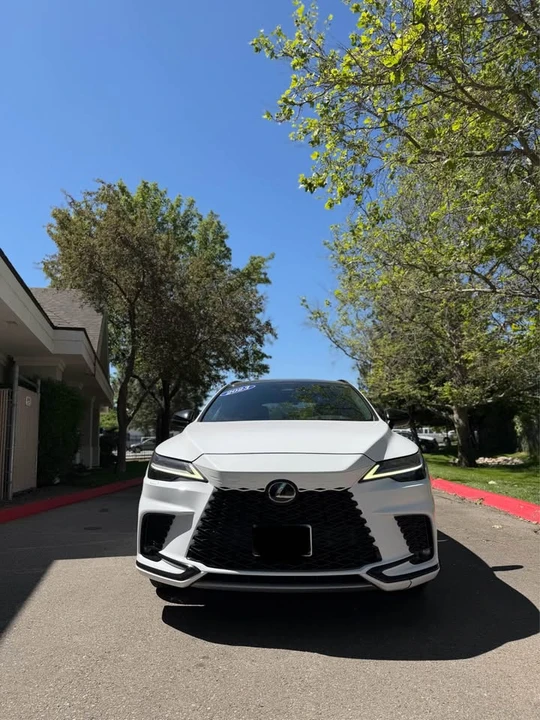 2023 Lexus RX 5th Gen - Image 2 of 20