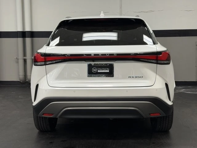 2023 Lexus RX 5th Gen - Image 11 of 12