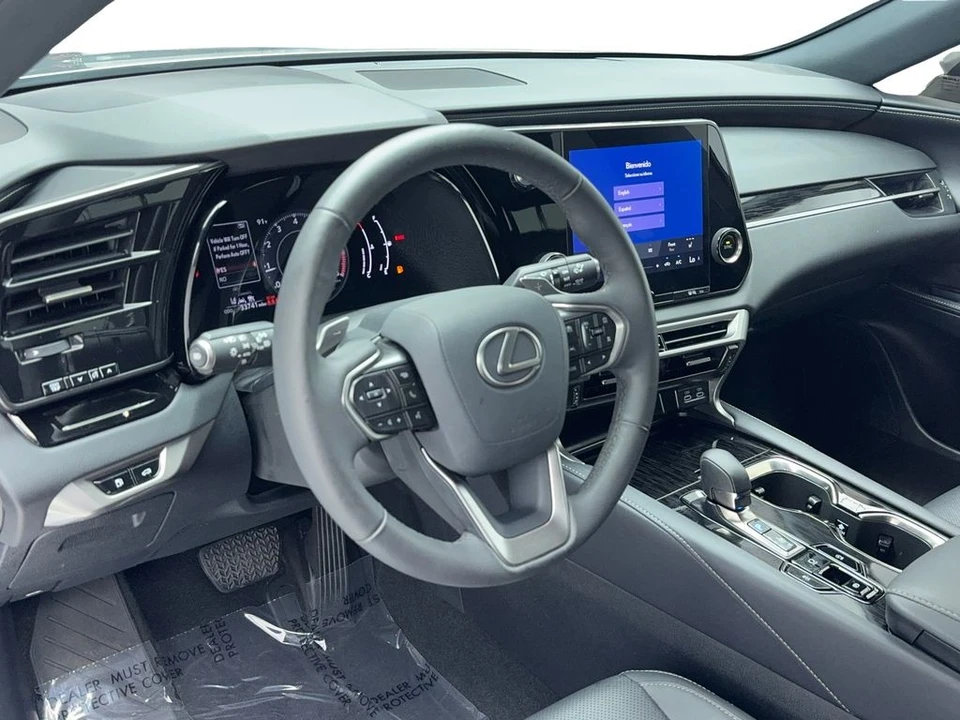 2023 Lexus RX 5th Gen - Image 14 of 21