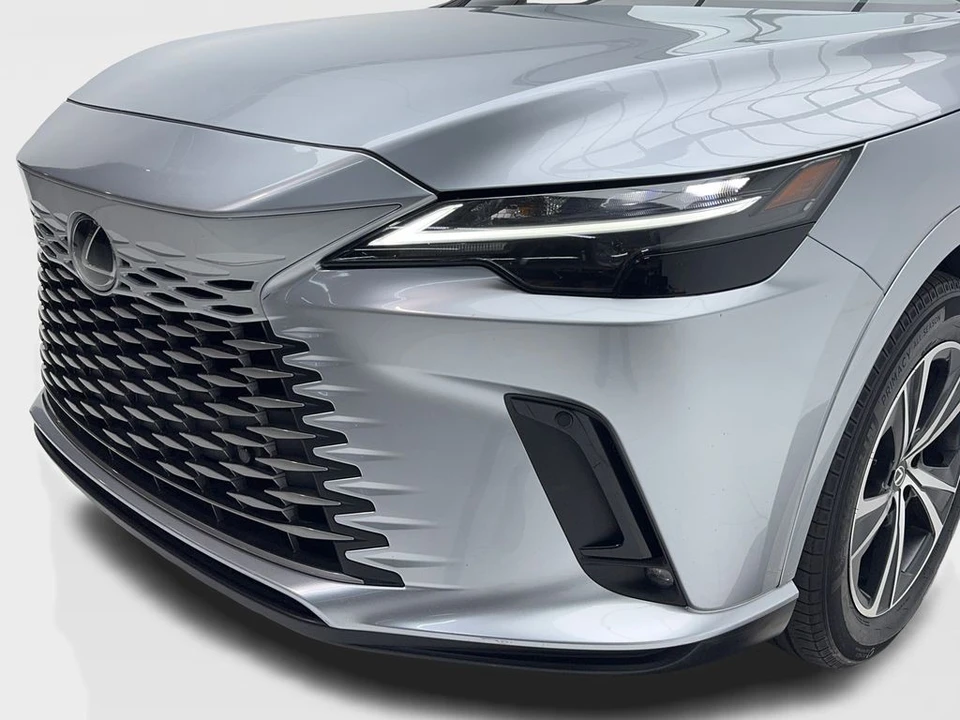 2023 Lexus RX 5th Gen - Image 5 of 21