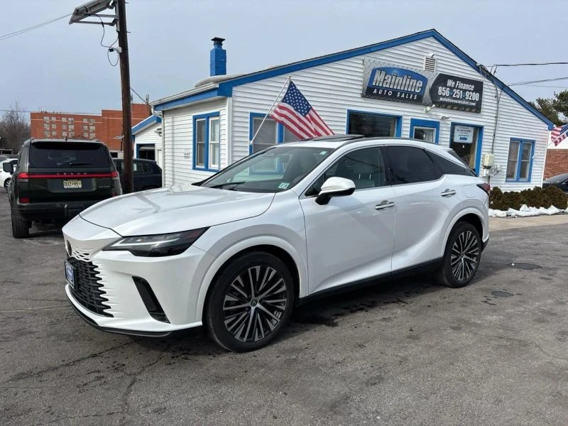 2023 Lexus RX 5th Gen - Image 3 of 12