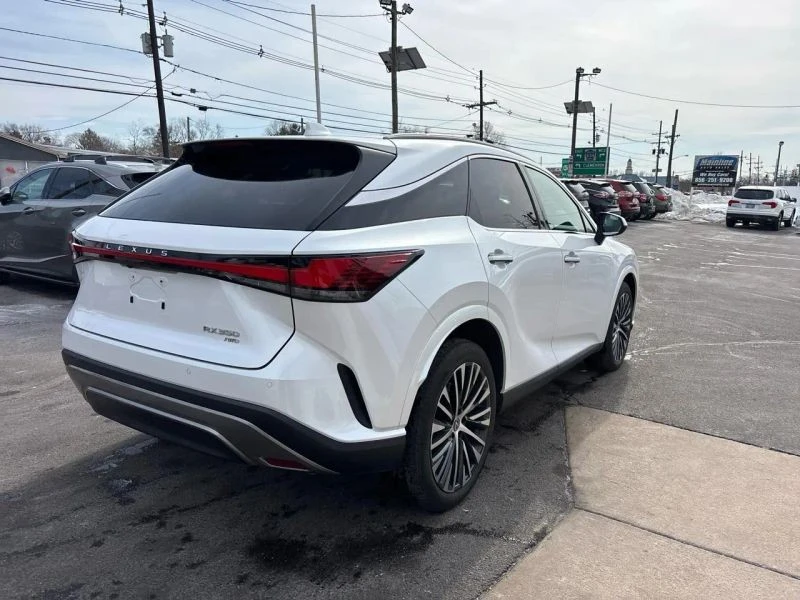 2023 Lexus RX 5th Gen - Image 7 of 12