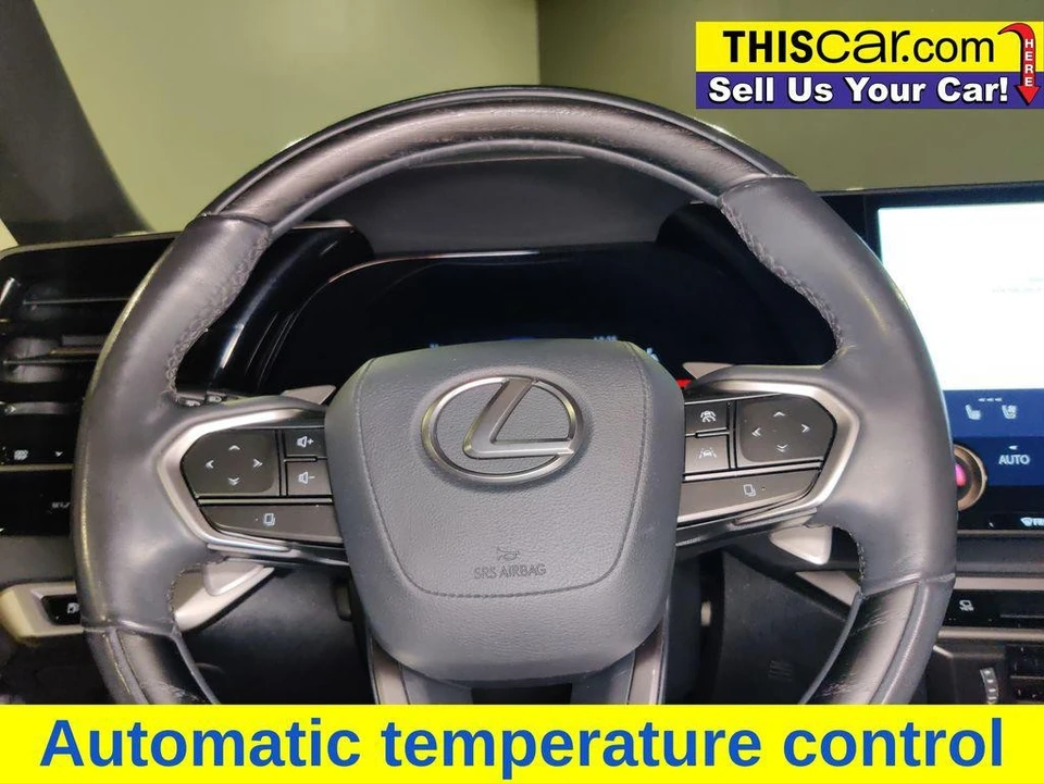 2023 Lexus RX 5th Gen - Image 18 of 26