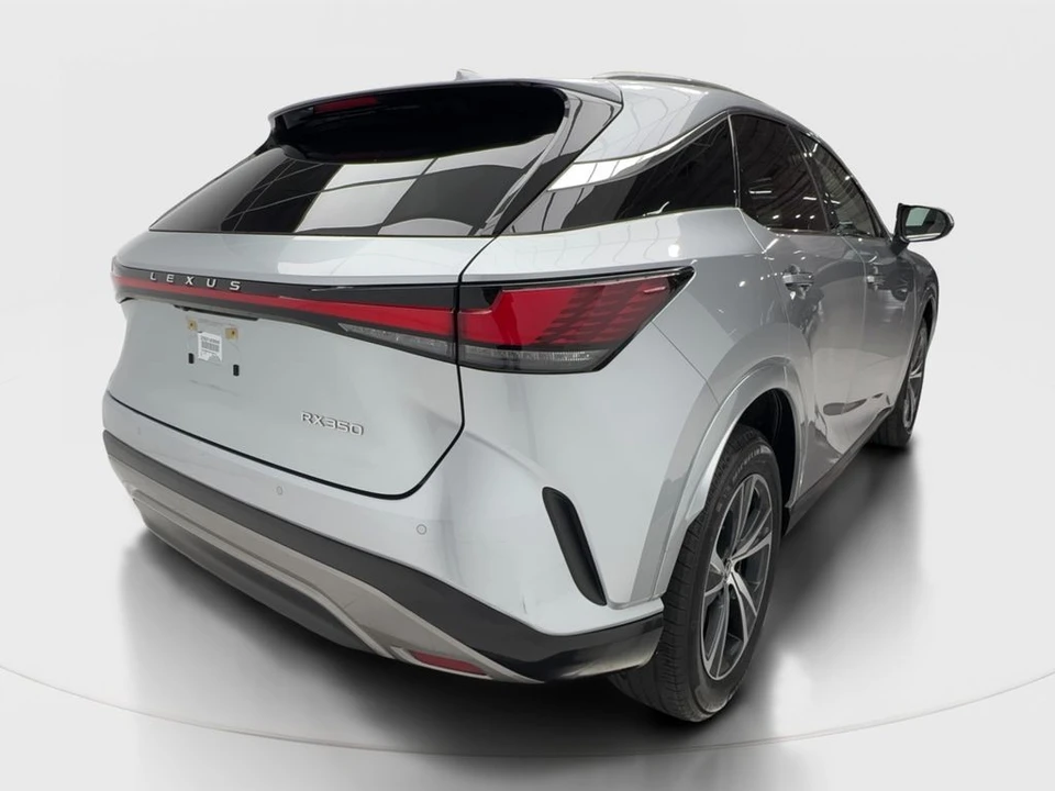 2023 Lexus RX 5th Gen - Image 7 of 21