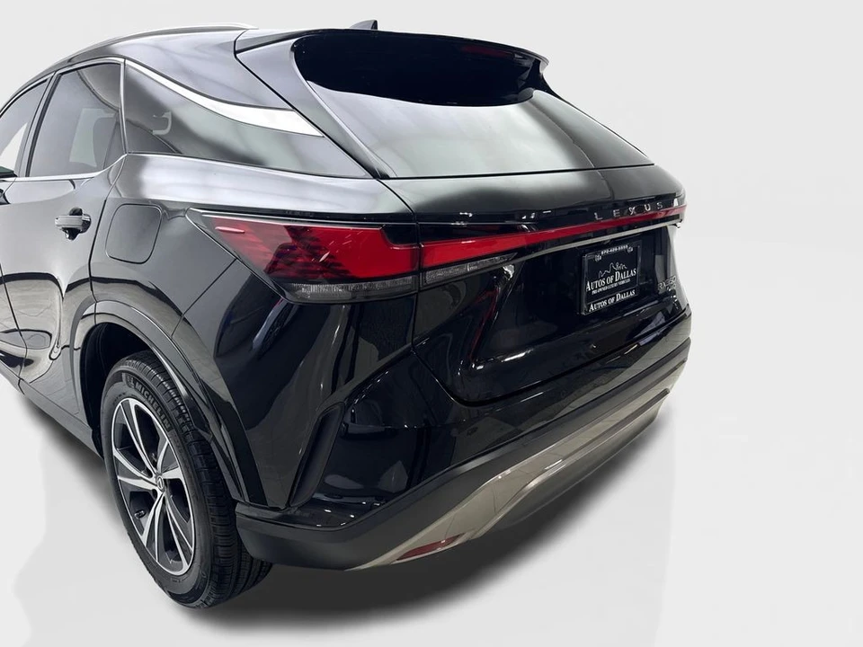 2023 Lexus RX 5th Gen - Image 19 of 21