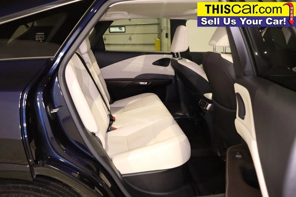2023 Lexus RX 5th Gen - Image 29 of 31