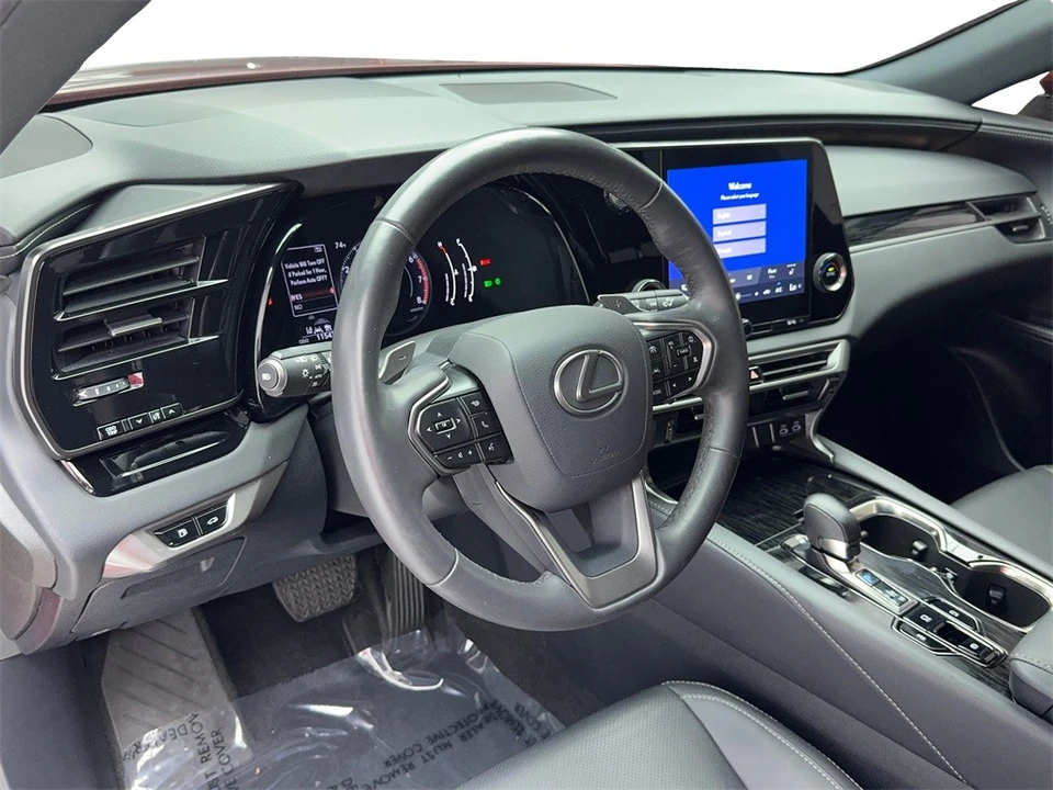 2023 Lexus RX 5th Gen - Image 14 of 21